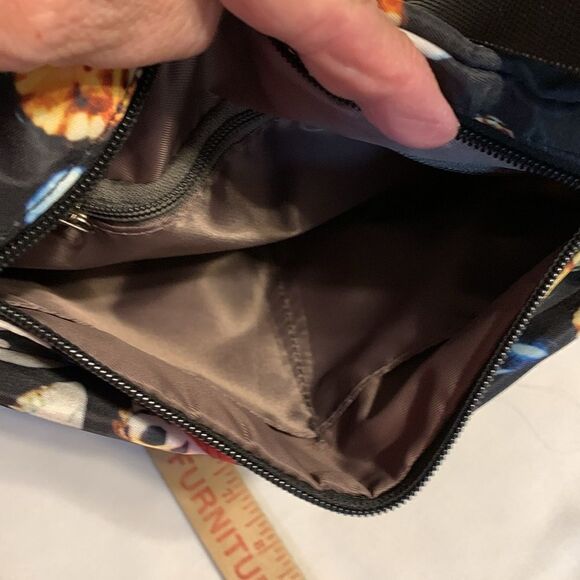 Soyater multi zipper compartment crossbody novelty nylon bag w/butterfly detail. - Picture 6 of 12